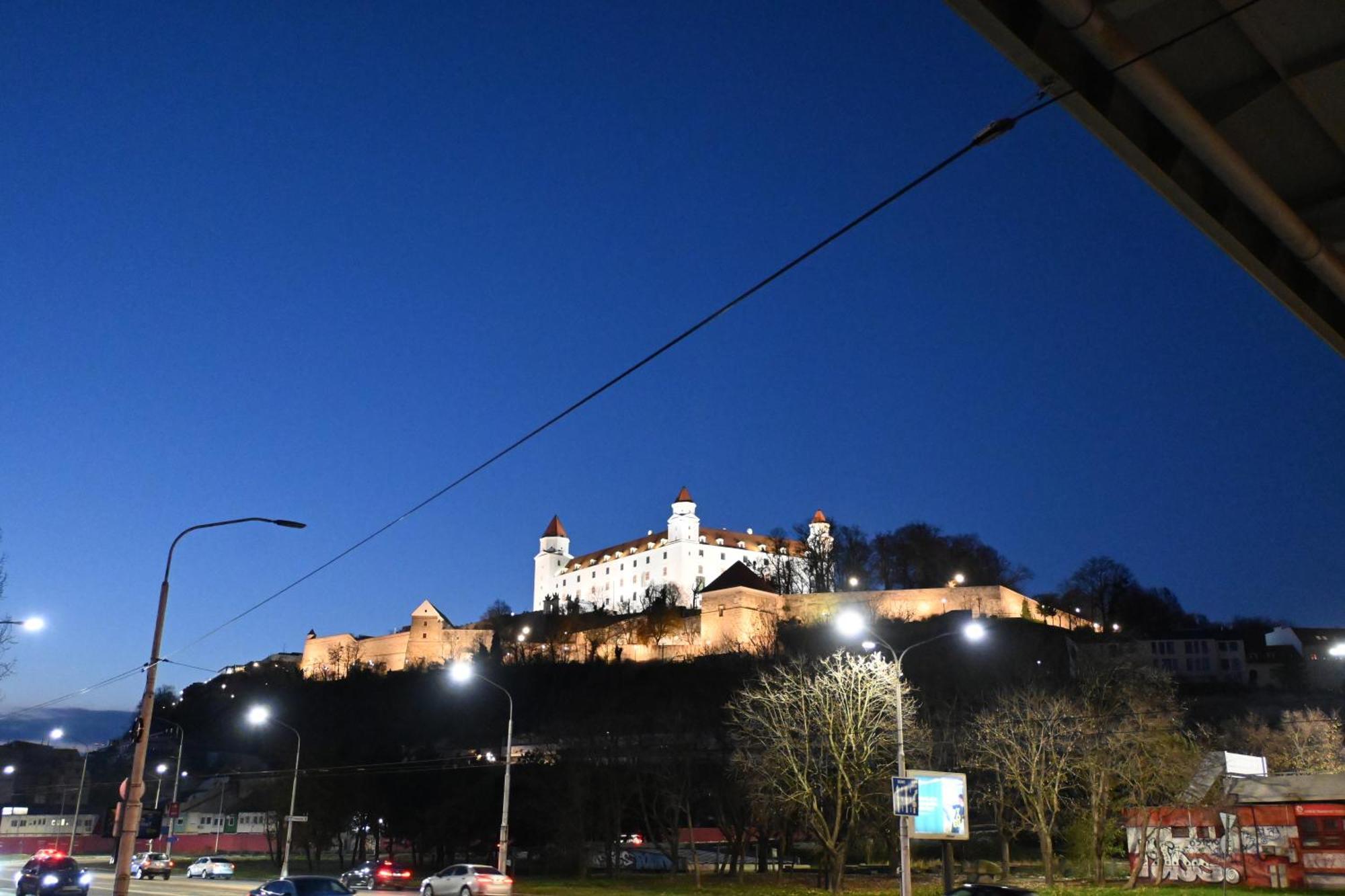 Extralarge Queen Room In The Heart Of Bratislava With Terrace מראה חיצוני תמונה