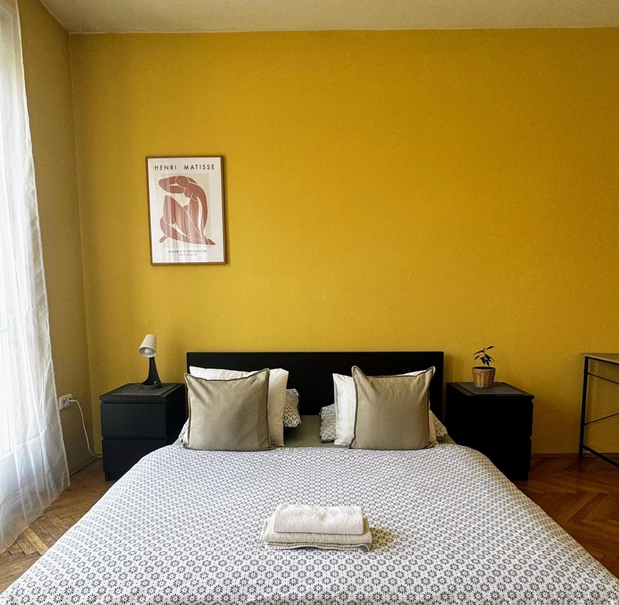 Extralarge Queen Room In The Heart Of Bratislava With Terrace מראה חיצוני תמונה